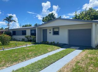 320 NW 184th Ter, Miami Gardens, FL 33169