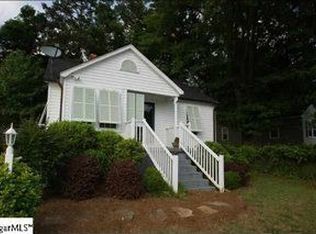 207 Lowndes Hill Rd, Greenville, SC 29607