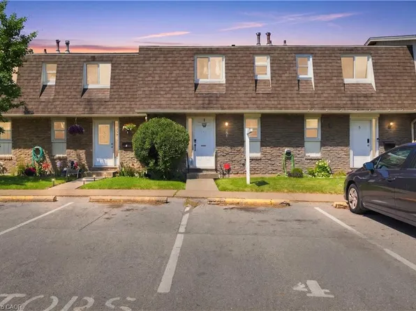 131 Rockwood Ave Unit 4, Saint Catharines, ON L2P 3K4