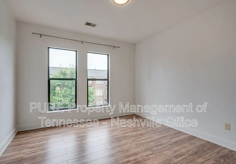 760 Wedgewood Park #305 — Photo 16