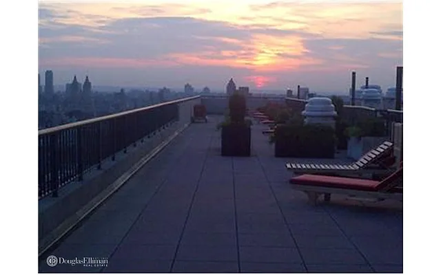 Rented by Douglas Elliman | media 33