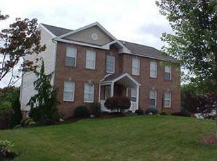 409 Kingsbrook Dr, Mc Donald, PA 15057
