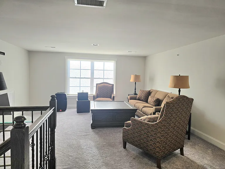 226 Valerie Ln — Photo 20