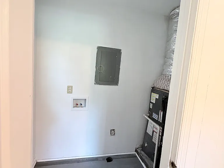 4019 Laurinburg St #A — Photo 5