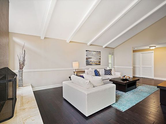2nd image of 6862 Mewall Dr