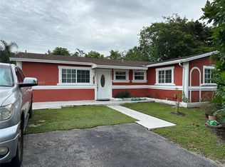 7211 SW 4th Ct, North Lauderdale, FL 33068