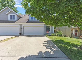 8225 N Revere Ct, Kansas City, MO 64151