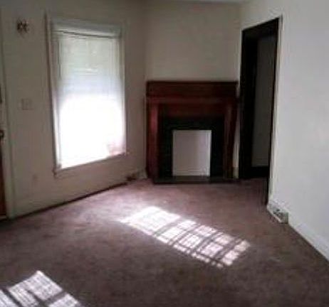 5th image of 820 Richmond Ave