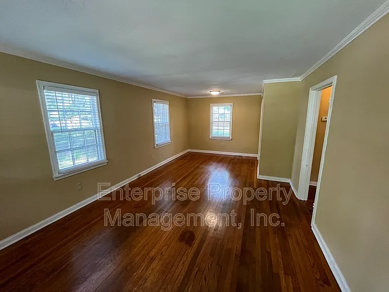 792 Saint Nick Dr — Photo 2
