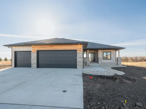 1309 Plainside Ave, Harrisburg, SD 57032