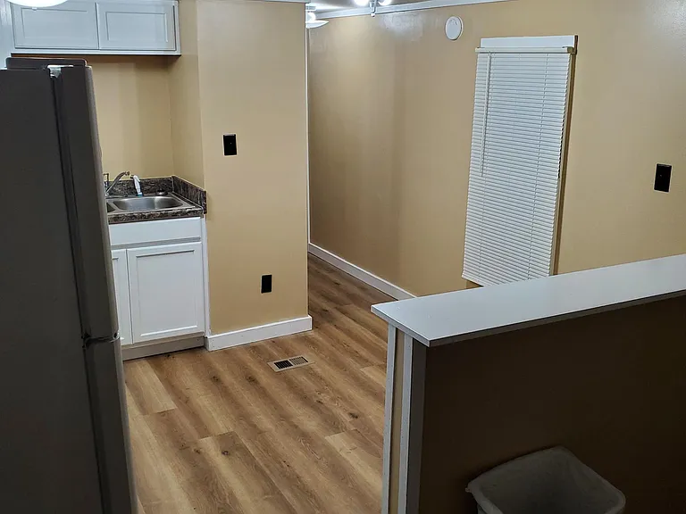 107 Chandler Ave #MANUFACTUR — Photo 36