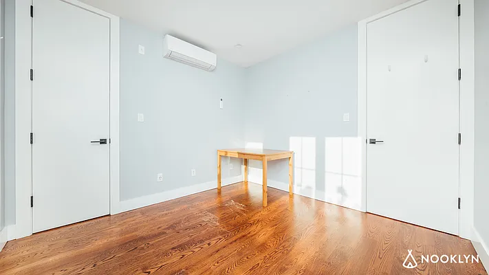 Rented by Nooklyn NYC LLC | media 27