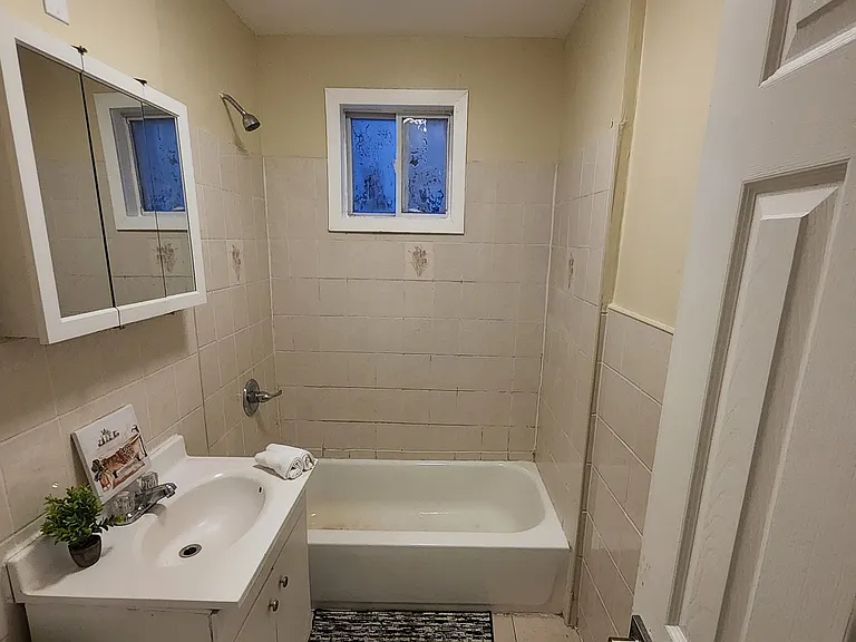 16 Hamilton Ave #1 — Photo 12
