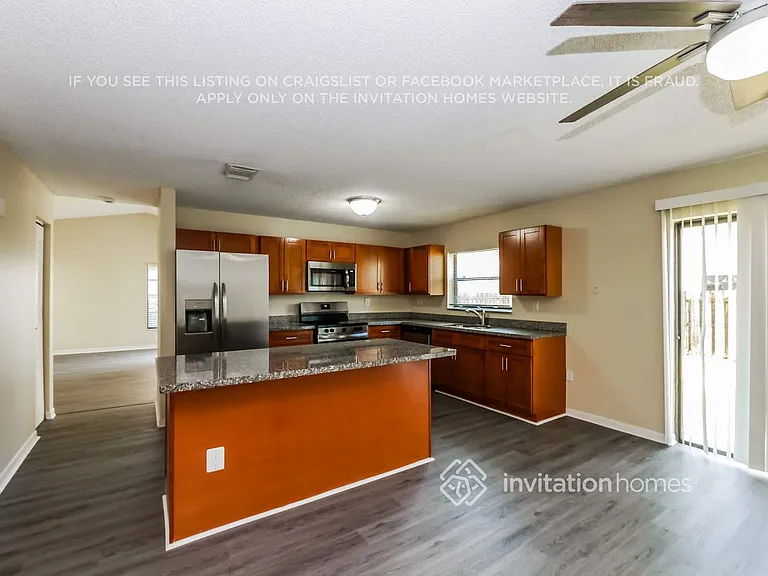 14710 Cedar Creek Pl — Photo 9