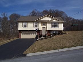 1st image of 1189 Martins Glen Ln