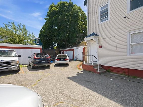 3rd image of 17 Marietta St