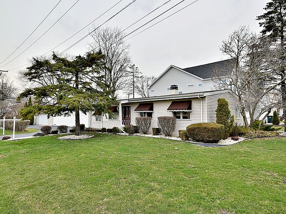 2nd image of 4034 N Park St