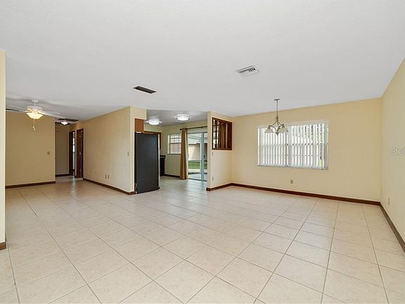 3rd image of 1351 E Evans Cir APT A