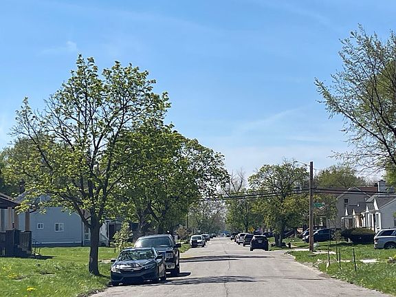 4th image of 14652 Cedargrove St