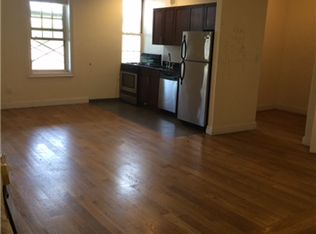 382 E 16th St, Brooklyn, NY 11226