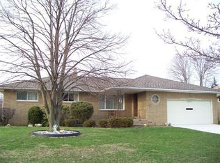 13452 Claremont Ave, Middleburg Heights, OH 44130