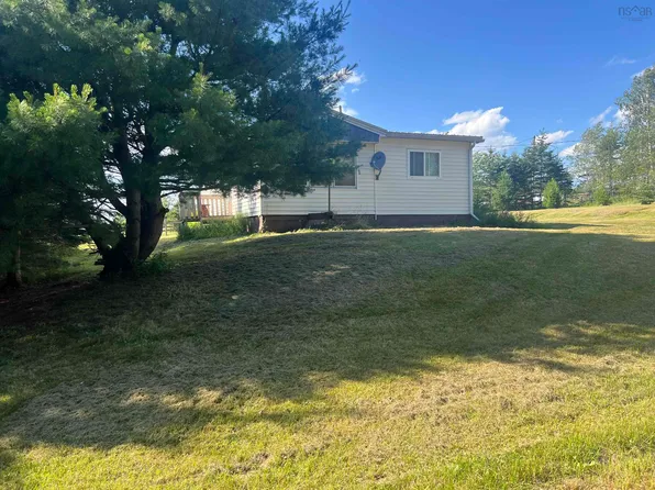 1813 Highway 2, Hilden, NS B0N 1C0