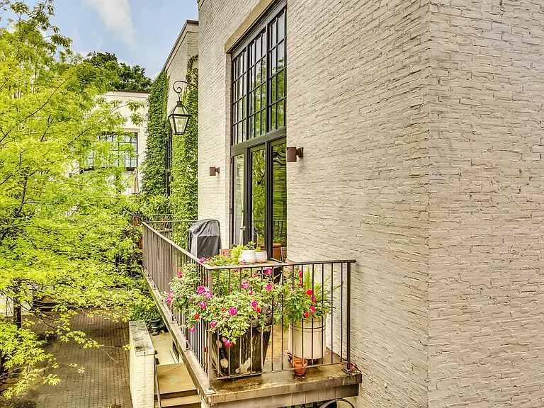 509 Cloverdale Rd #201APT-201 — Photo 15