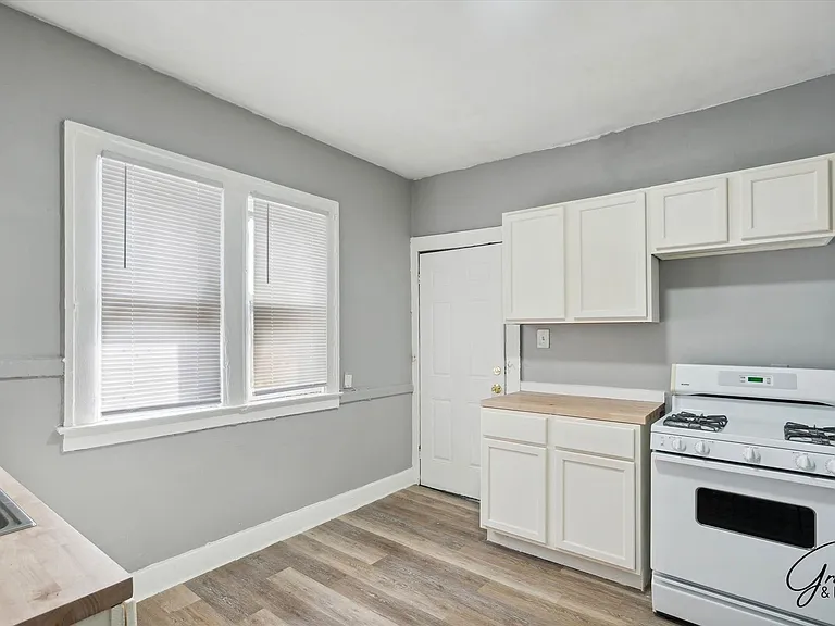 3813/3815 W Euclid - JL Schneider LLC — Photo 16