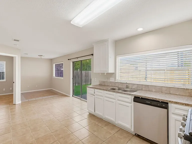 2658 Anthony Hay Ln — Photo 18