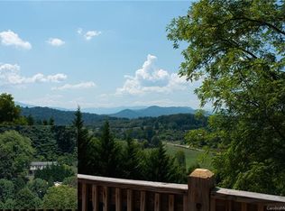 83 Sandalwood Ln, Canton, NC 28716