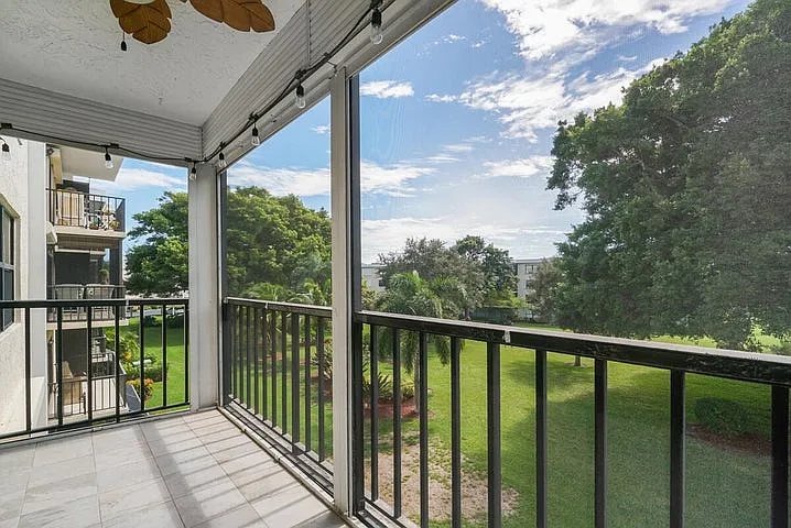 300 N A1a Hwy #F-306 — Photo 11