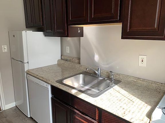 2nd image of 147 Vose Ave APT C3