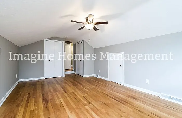 2351 Columbia Rd — Photo 8