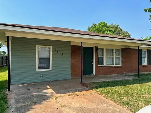 4613 Givens St — Photo 2