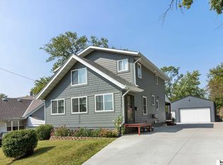 4530 Charles St, Omaha, NE 68132