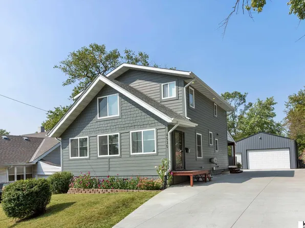 4530 Charles St, Omaha, NE 68132
