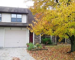 1st image of 839 Applewood Ln