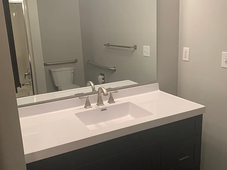 Linden West Apartments — Photo 12