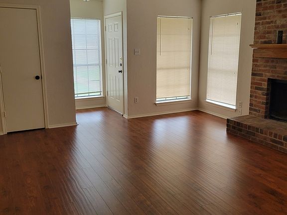 2nd image of 5814 Silver Sage Dr