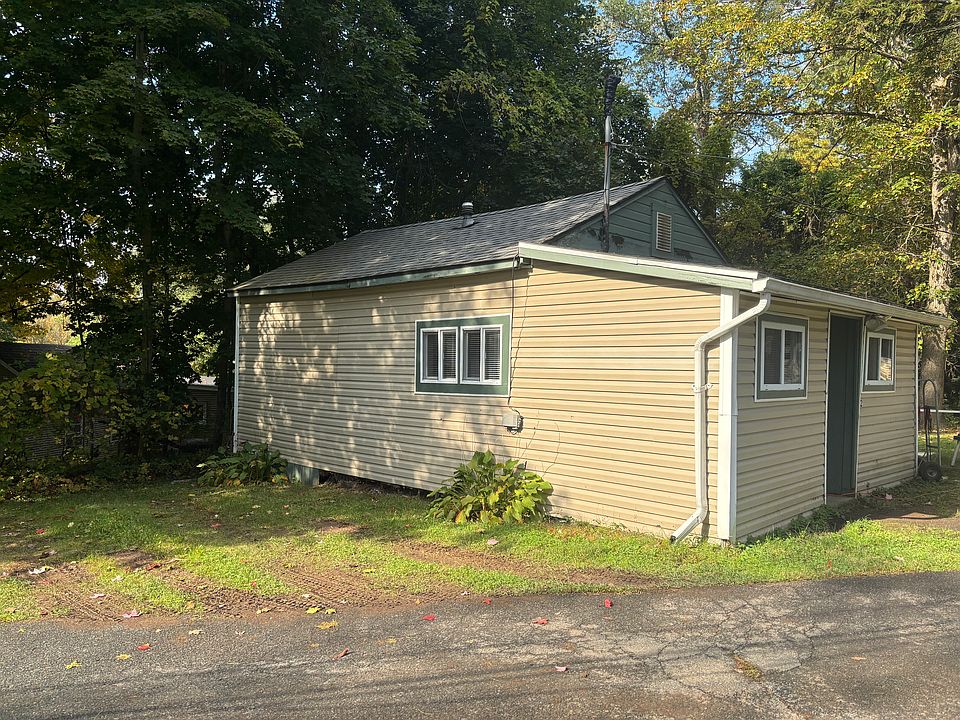 1st image of 53 Lake Mills Rd #2