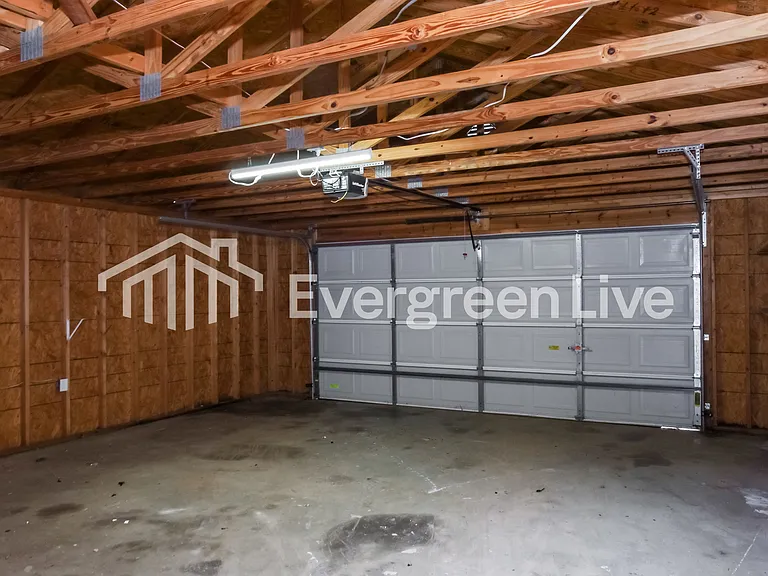 13020 Dickens Ln — Photo 14