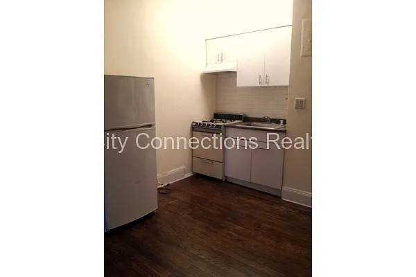 Rented by City Connections Realty | media 14