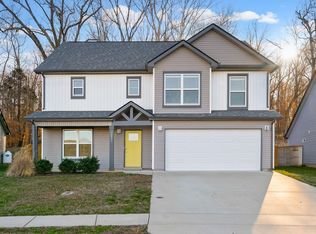2897 Teakwood Dr, Clarksville, TN 37040