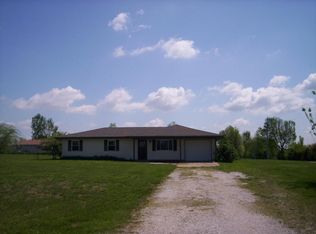 1452 Slagle Rd, Bolivar, MO 65613
