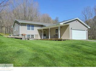 6185 Valley Trl, Dimondale, MI 48821