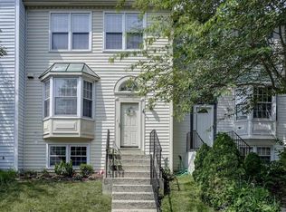 13428 Elevation Ln, Herndon, VA 20171