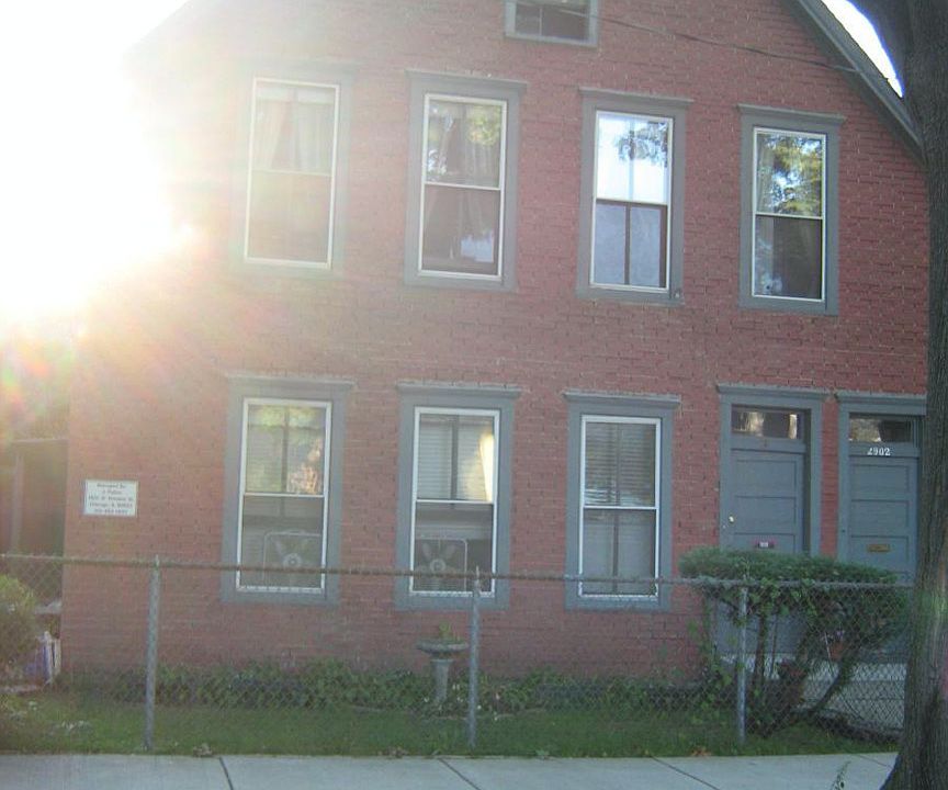 1st image of 2902 N Seeley Ave #2F
