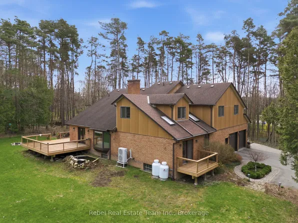 21 Stone Sound, Scugog, ON L9L 1P5