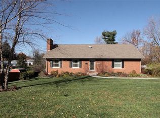 1581 Beacon Hl, Lexington, KY 40504