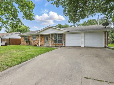 513 Edna Ct, Everman, TX, 76140